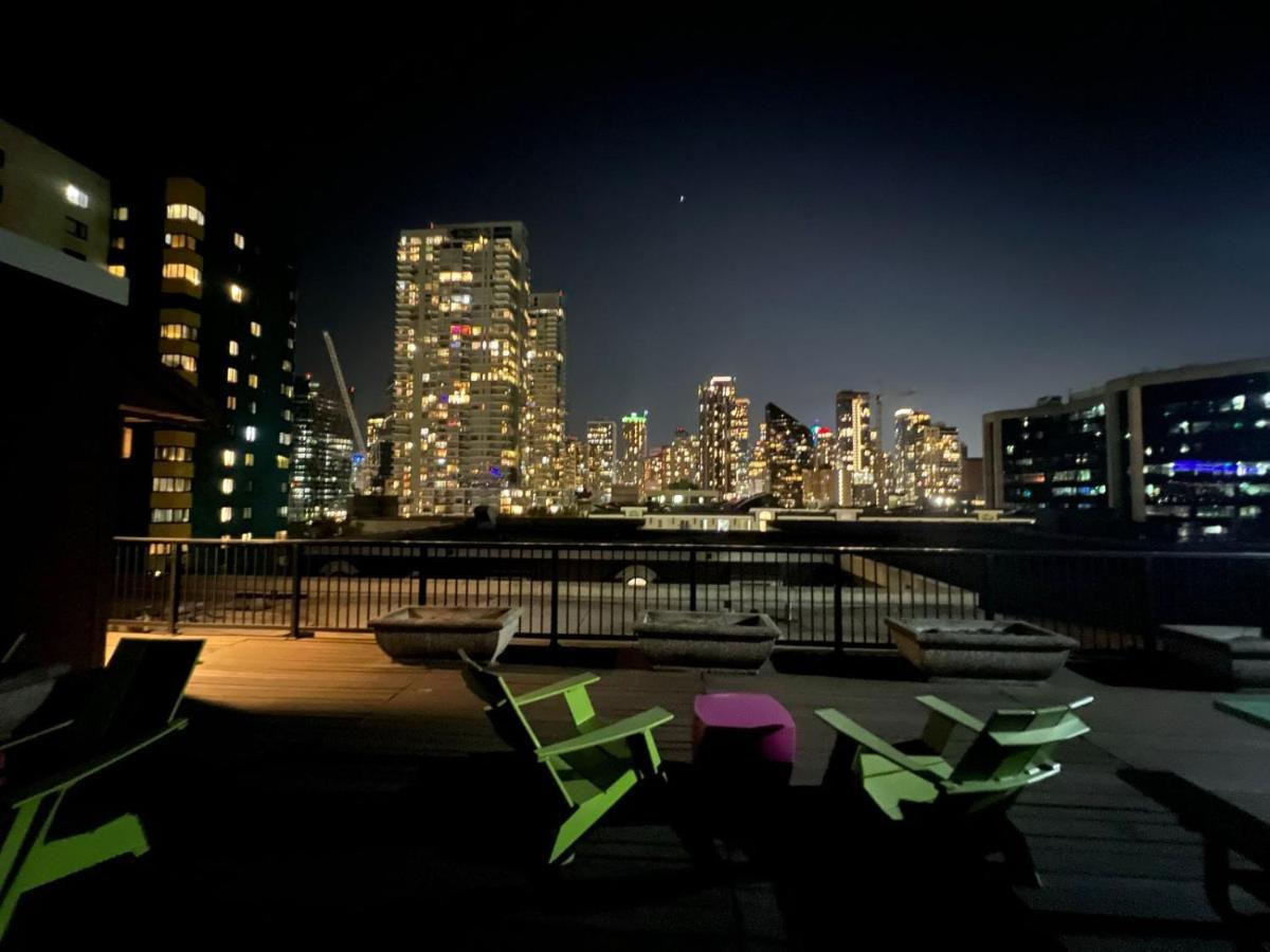 Cozy Downtown Condo Retreat With Space Needle View Сіетл Екстер'єр фото